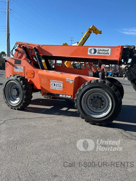 2019 SKYTRAK 6036 Forklift