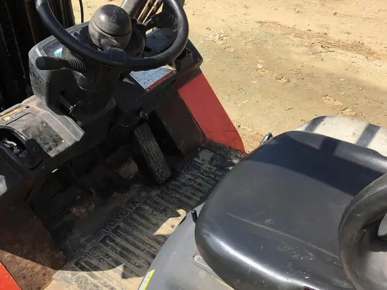 2013 Toyota 7FDU35 Forklift
