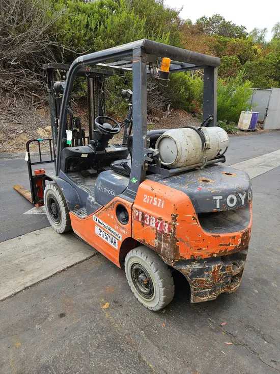 2018 Toyota 8FGU25 Warehouse Forklift