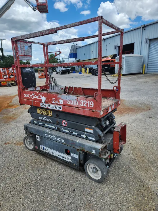 2016 Skyjack SJIII3219 Scissor Lift