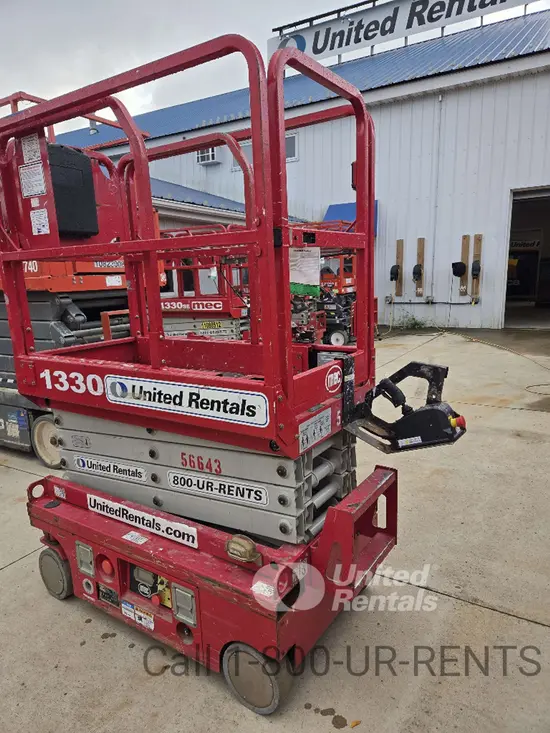 2018 MEC 1330SE Scissor Lift