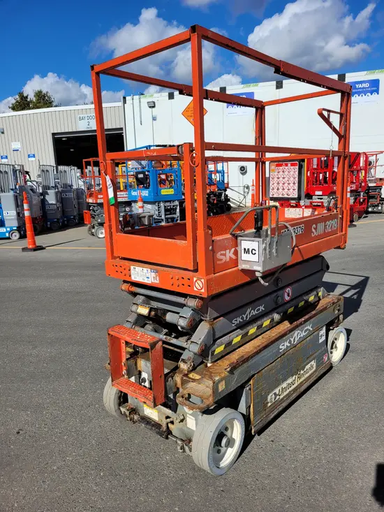 2017 Skyjack SJIII3219 Scissor Lift