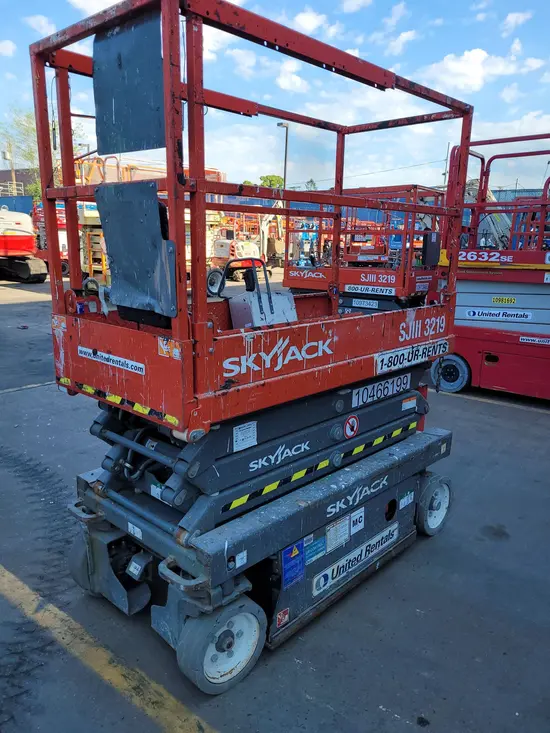 2016 Skyjack SJIII3219 Scissor Lift