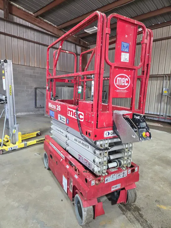 2019 MEC 3346SE Scissor Lift