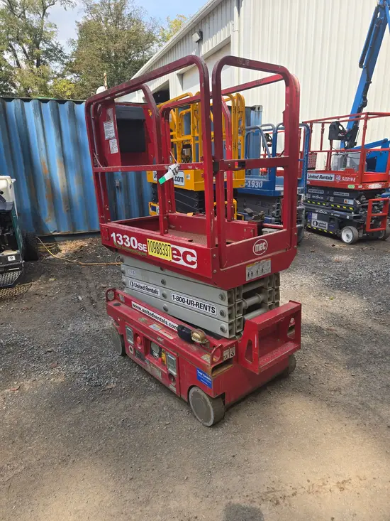 2019 MEC 1330SE Scissor Lift