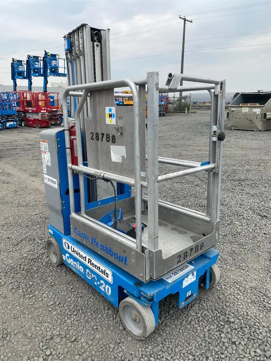 2017 Genie GR-20 Self-Propelled One-Person Lift