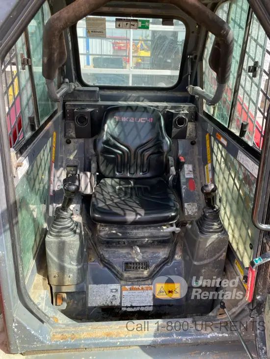 2022 Takeuchi TL6CR Track Loader