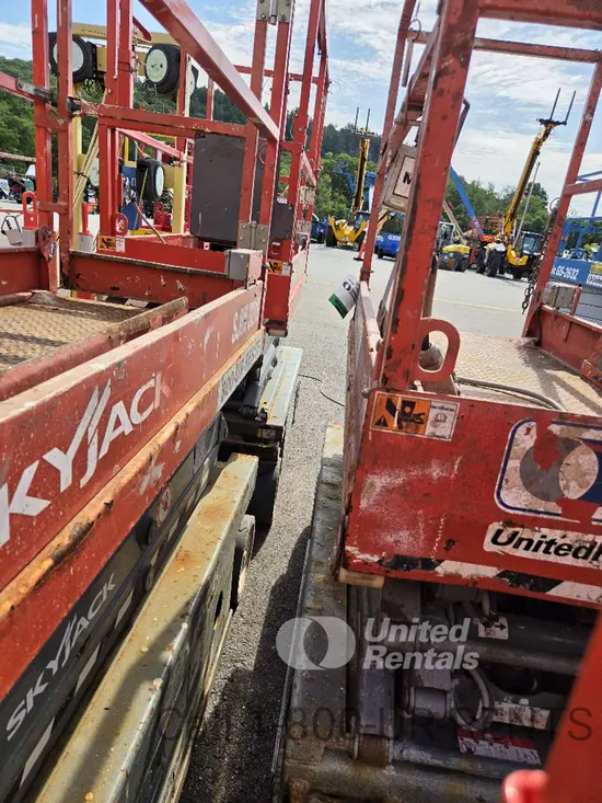 2018 Skyjack SJIII3219 Scissor Lift