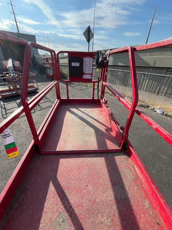 2019 MEC 3346SE Scissor Lift