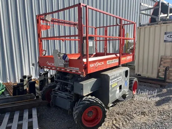 2019 Skyjack SJ6826RT Rough Terrain Scissor Lift