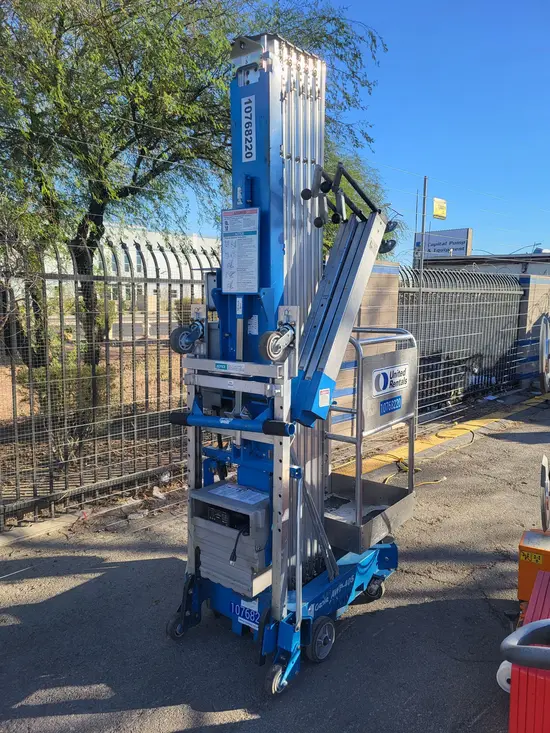 2018 Genie AWP-40SDC Pusharound Lift