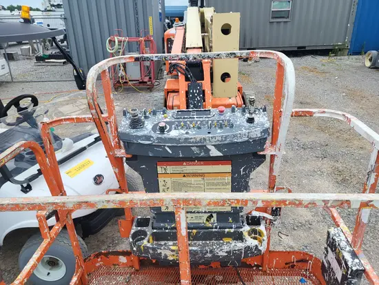 2016 JLG E450AJ Articulating Boom Lift