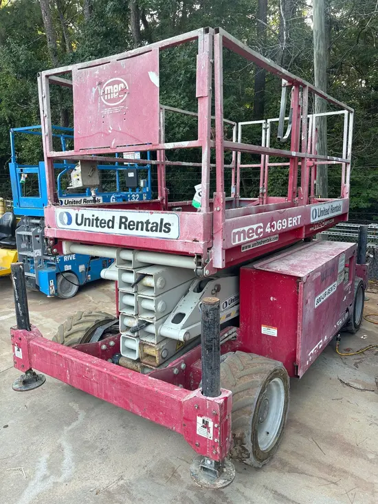 2014 MEC 4069ERT Scissor Lift