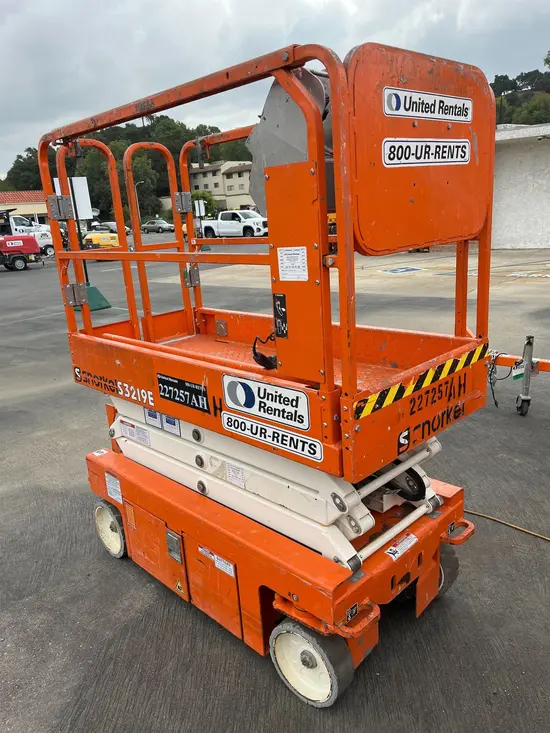 2019 Snorkel S3219E Scissor Lift