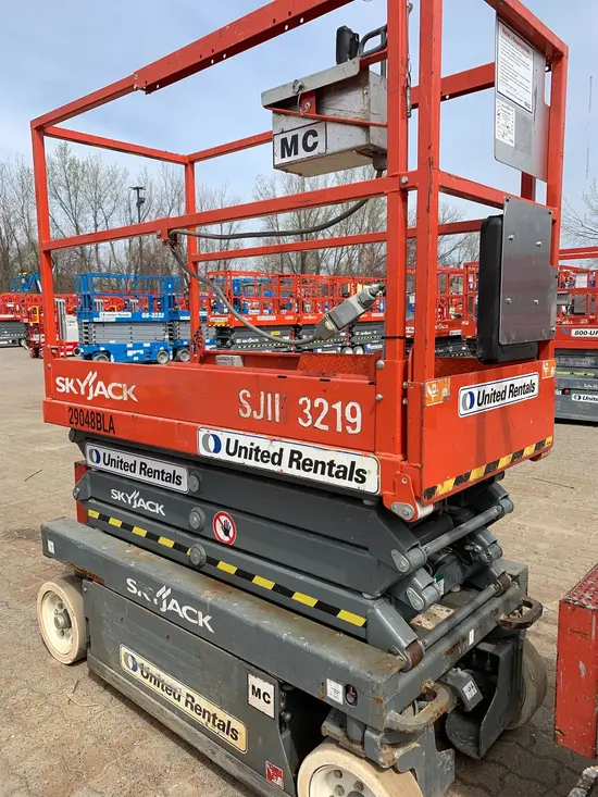 2016 Skyjack SJIII3219 Scissor Lift