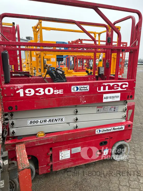 2018 MEC 1930SE Scissor Lift