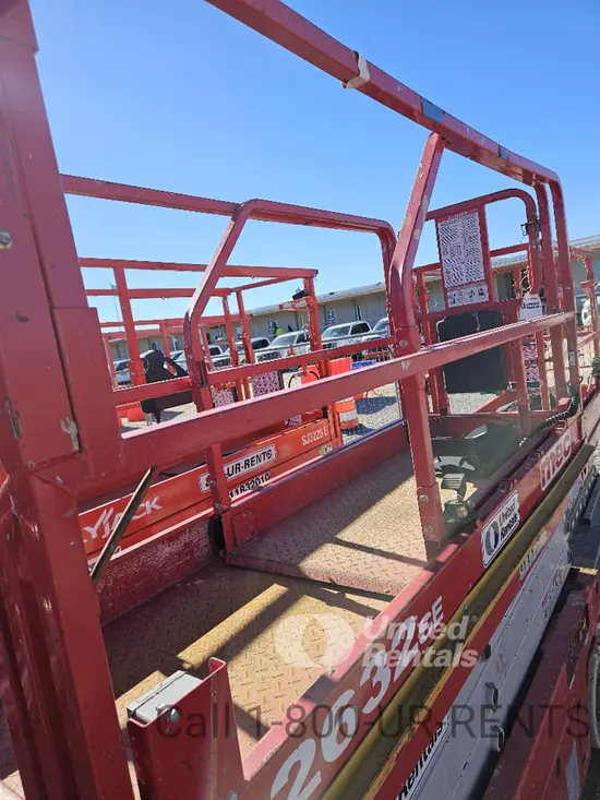 2019 MEC 2632SE Scissor Lift