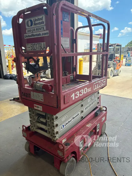 2018 MEC 1330SE Scissor Lift