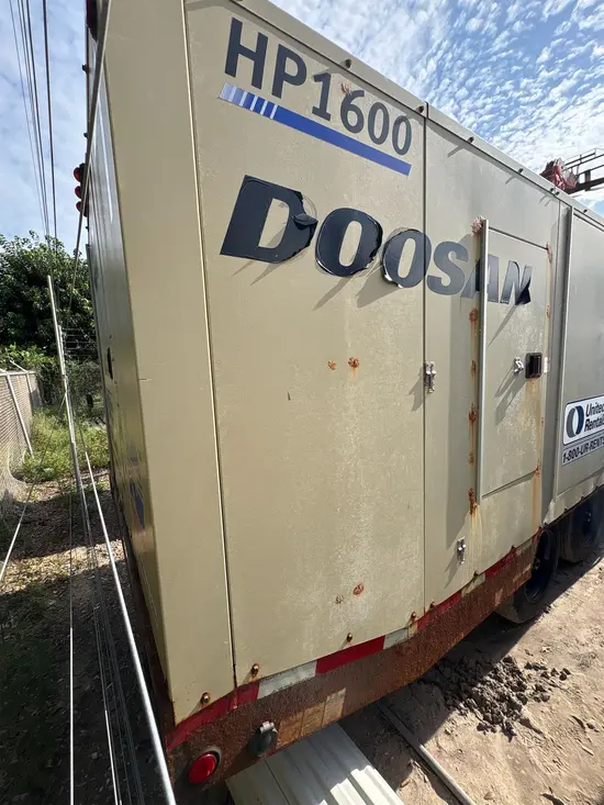 2018 Doosan HP1600WCU-T4FIQ Air Compressor