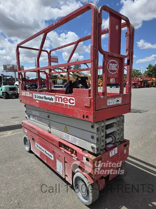 2019 MEC 2632SE Scissor Lift
