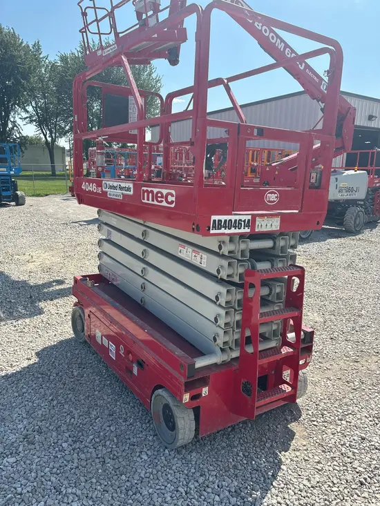 2018 MEC 4046SE Scissor Lift