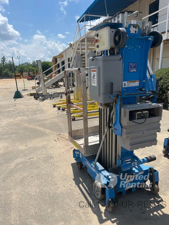2018 Genie AWP-30SDC Pusharound Lift