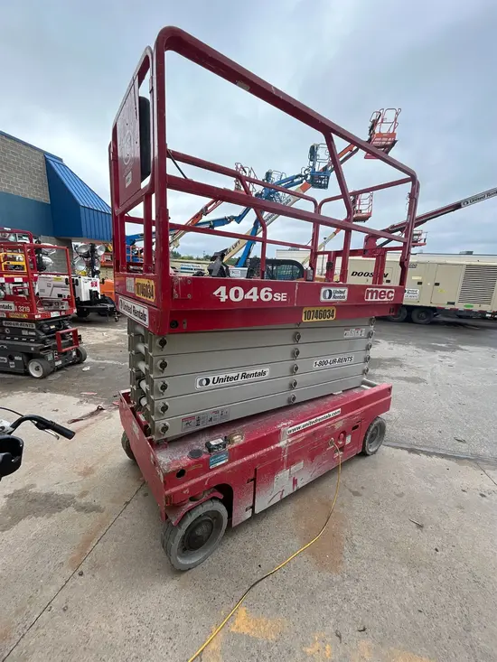 2018 MEC 4046SE Scissor Lift