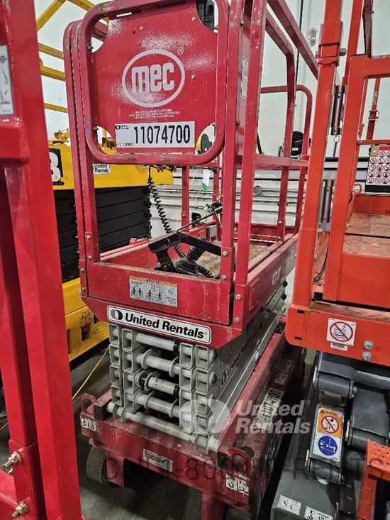 2020 MEC MICRO 19 Scissor Lift