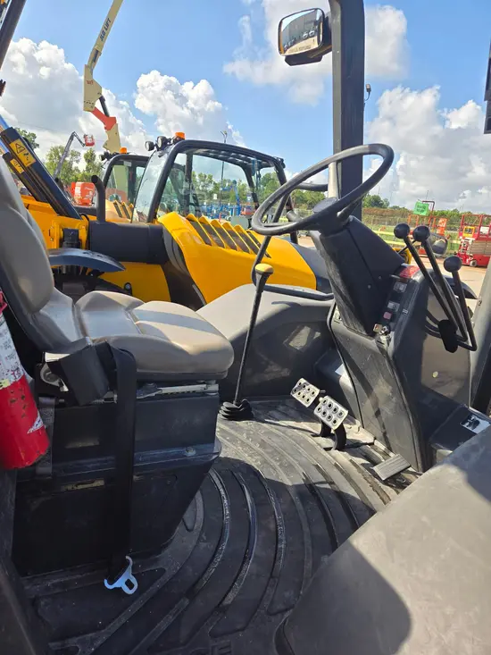 2021 Case 586H Forklift