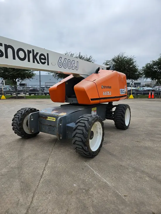 2019 Snorkel 660SJ Boom Lift