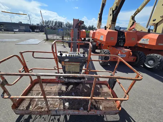 2019 JLG 860SJ Boom Lift