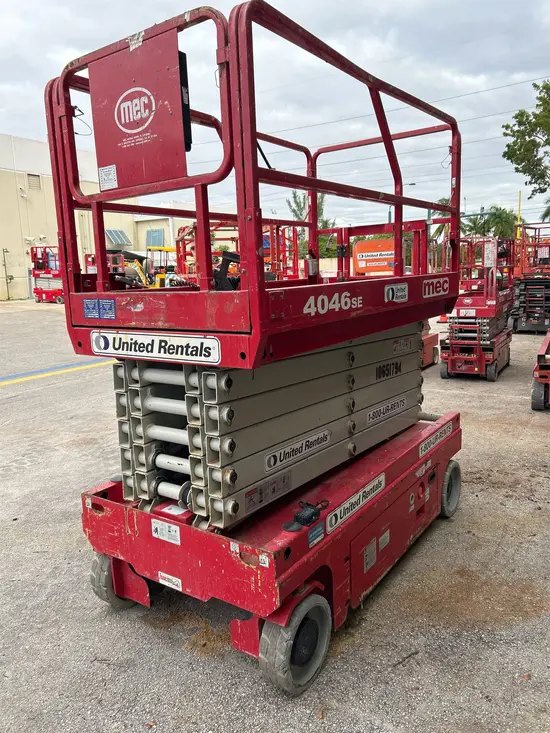 2017 MEC 4046SE Scissor Lift
