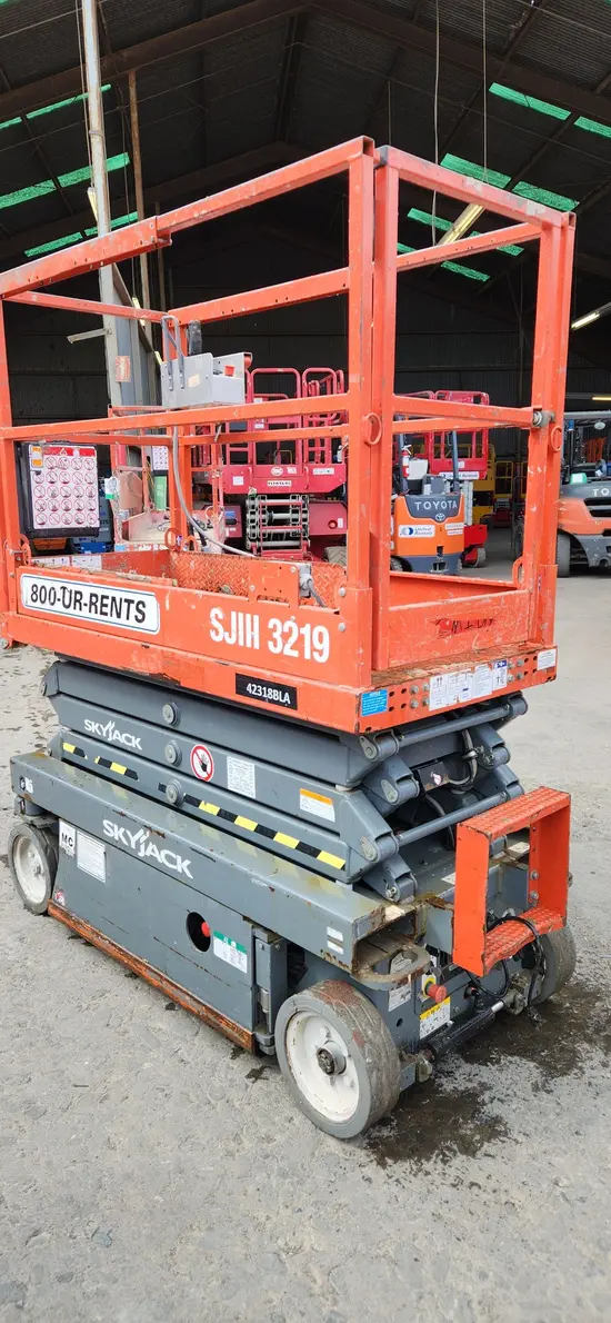 2017 Skyjack SJIII3219 Scissor Lift