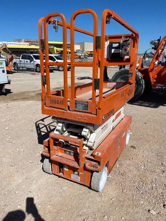 2018 Snorkel S3219E Scissor Lift