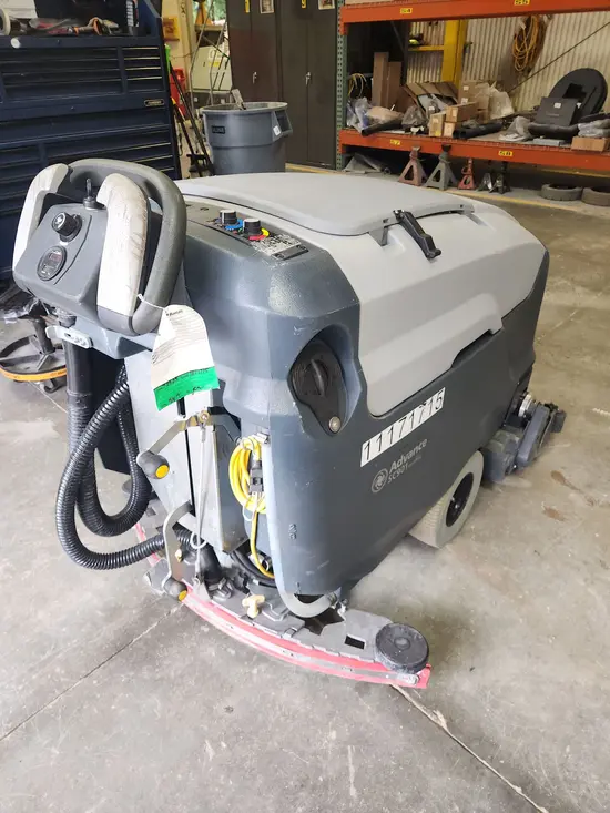 2021 Clarke SC901 X32C Scrubber