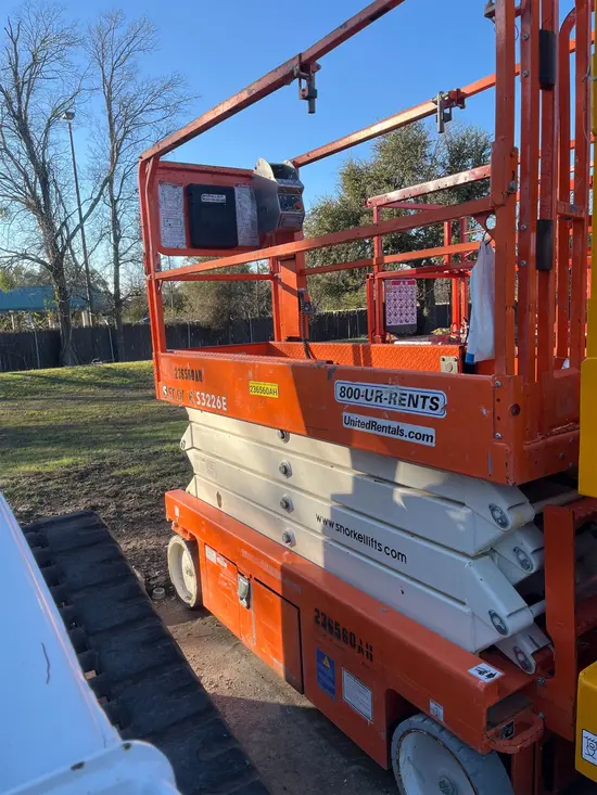 2019 Snorkel S3226E Scissor Lift