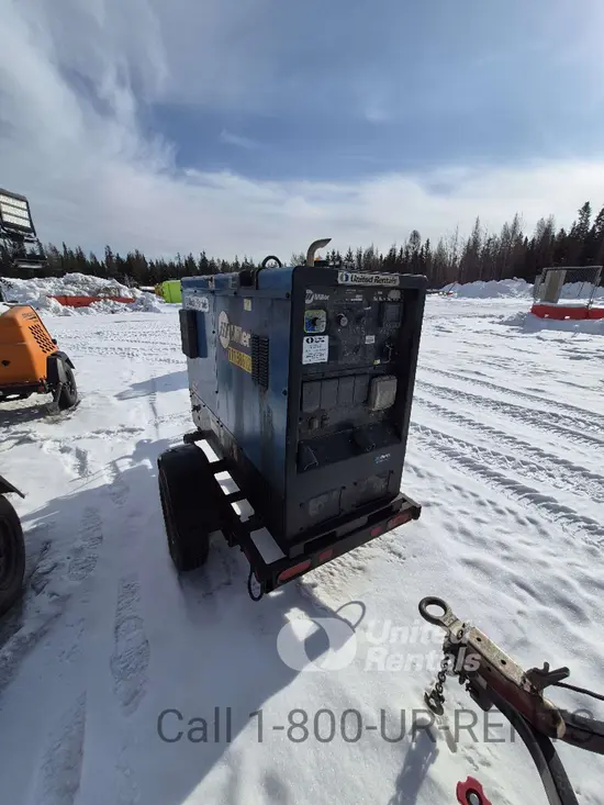 2021 Miller Welders Big Blue 500 Welder