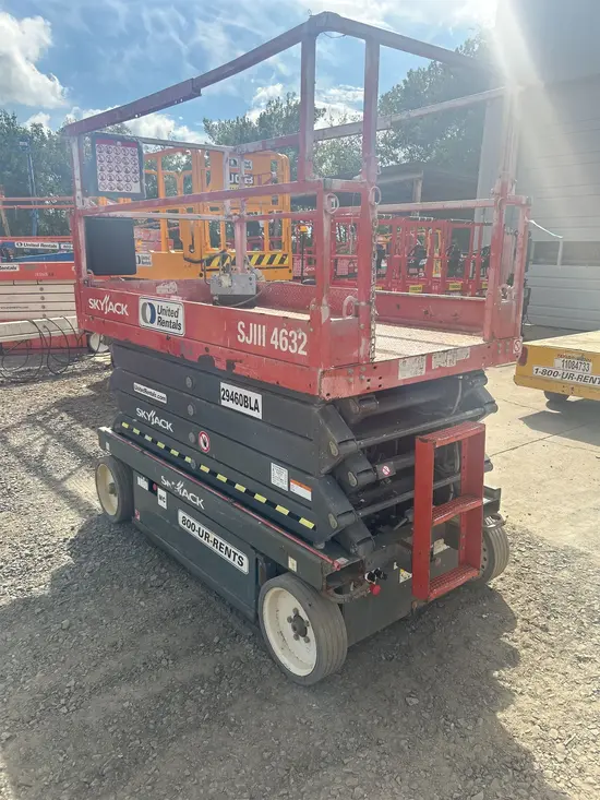 2016 Skyjack SJIII4632 Scissor Lift