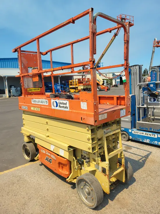 2017 JLG 2632ES Scissor Lift