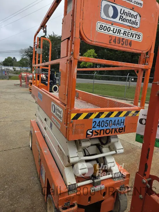 2019 Snorkel S3226E Scissor Lift