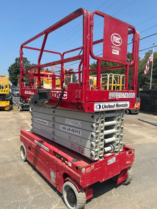 2018 MEC 4046SE Scissor Lift