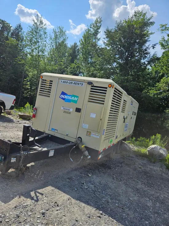 2018 Doosan HP1600WCU-T4F Air Compressor