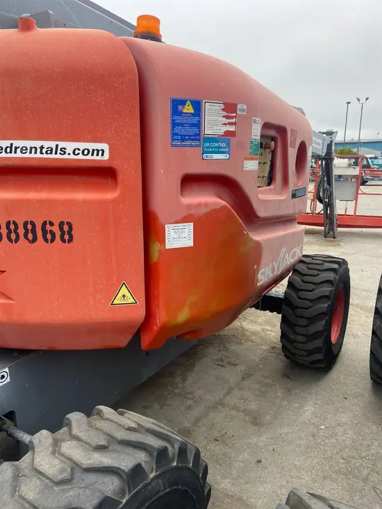 2016 Skyjack SJ63AJ Articulating Boom Lift