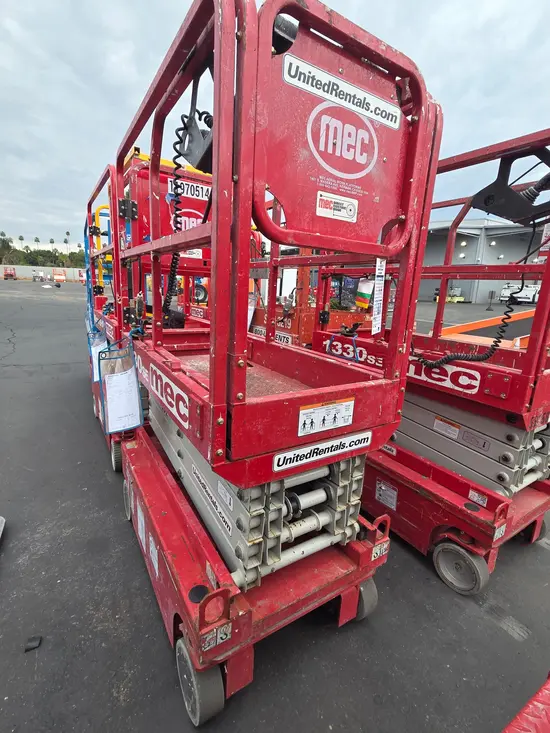2019 MEC 1330SE Scissor Lift