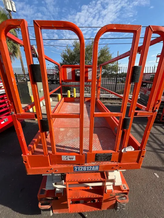 2018 Snorkel S4726E Scissor Lift