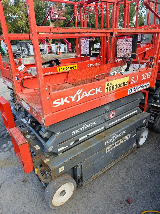 2018 Skyjack SJIII3219 Scissor Lift