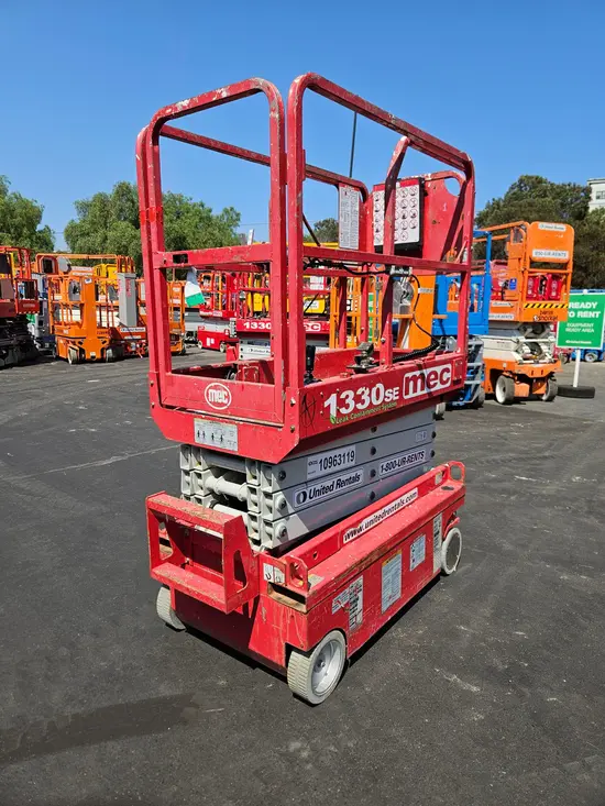 2019 MEC 1330SE Scissor Lift