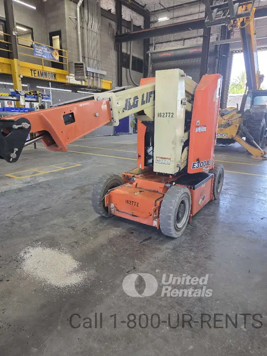 2015 JLG E300AJP Articulating Boom Lift