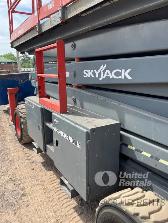 2016 Skyjack SJ9250RT Rough Terrain Scissor Lift