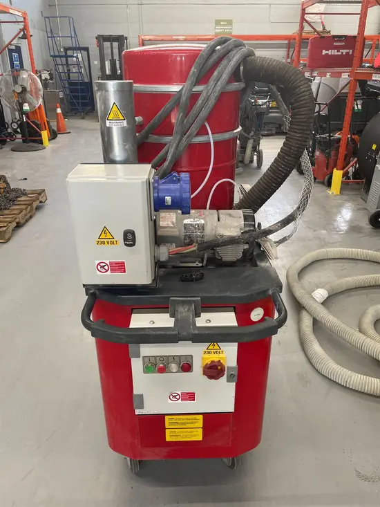 2022 Husqvarna BDC-33-230V Vacuum